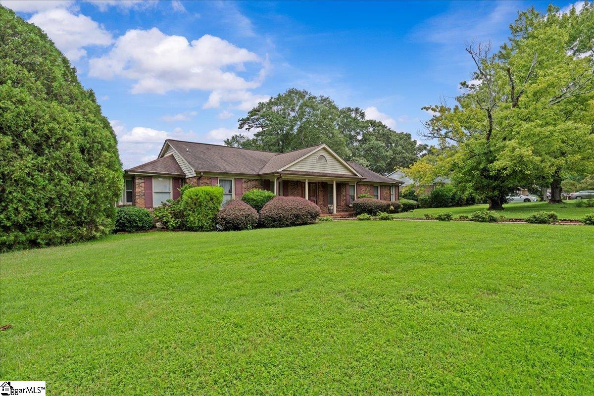 101 Lawnfield Street