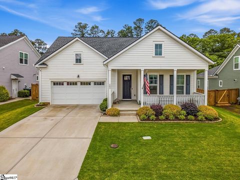 Photo of 303 Nebbiolo Lane, Simpsonville, SC 29681 (MLS # 1590299)