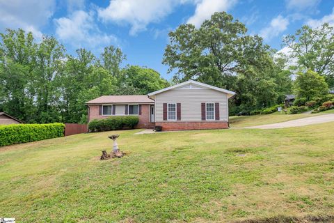 Photo of 1100 Charter Oak Drive, Taylors, SC 29687 (MLS # 1590156)