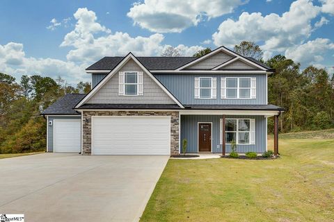 Photo of 213 Legacy Lane, Pickens, SC 29671 (MLS # 1578336)