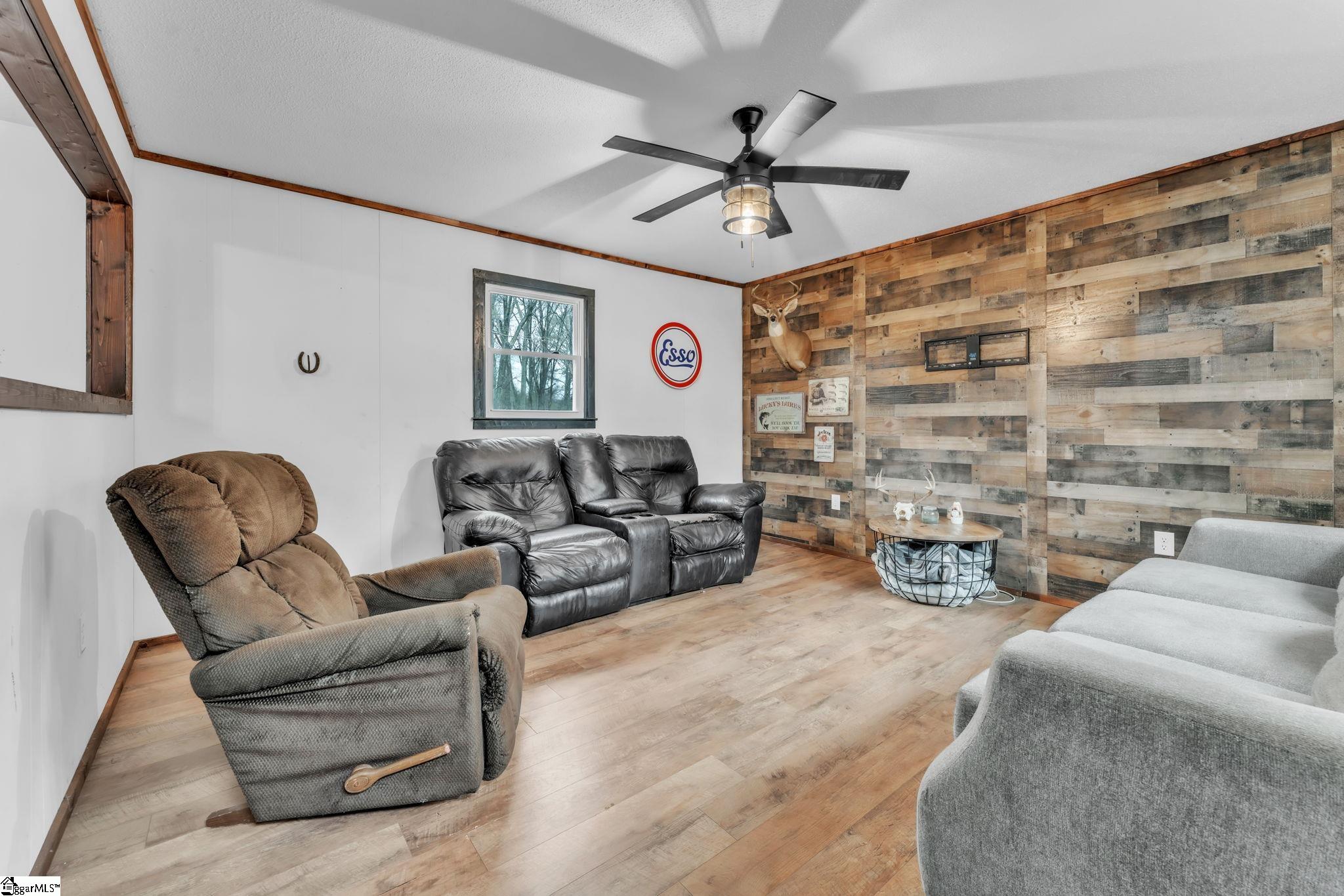 1904 Centerville Road