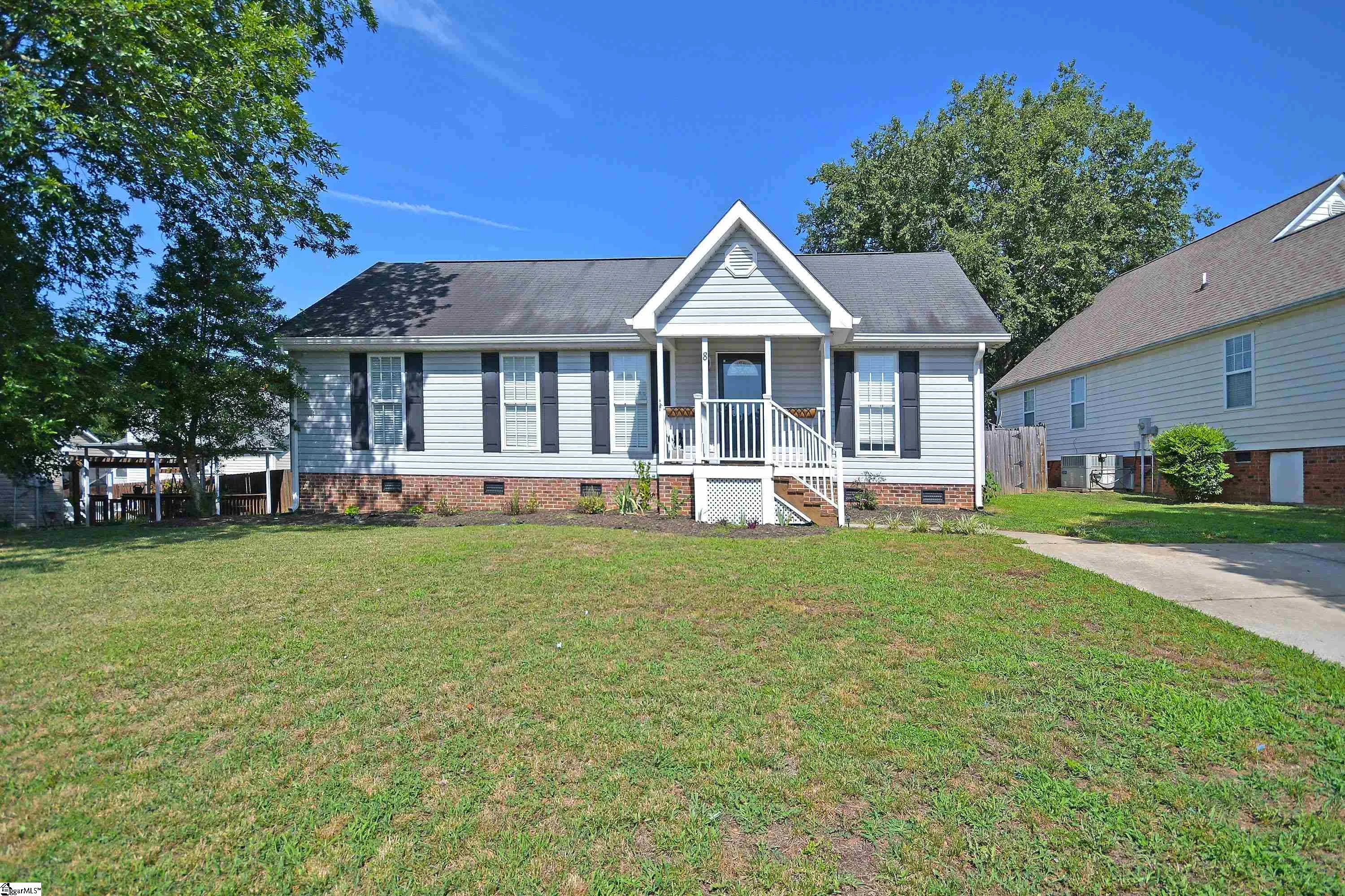8 Montvale Drive