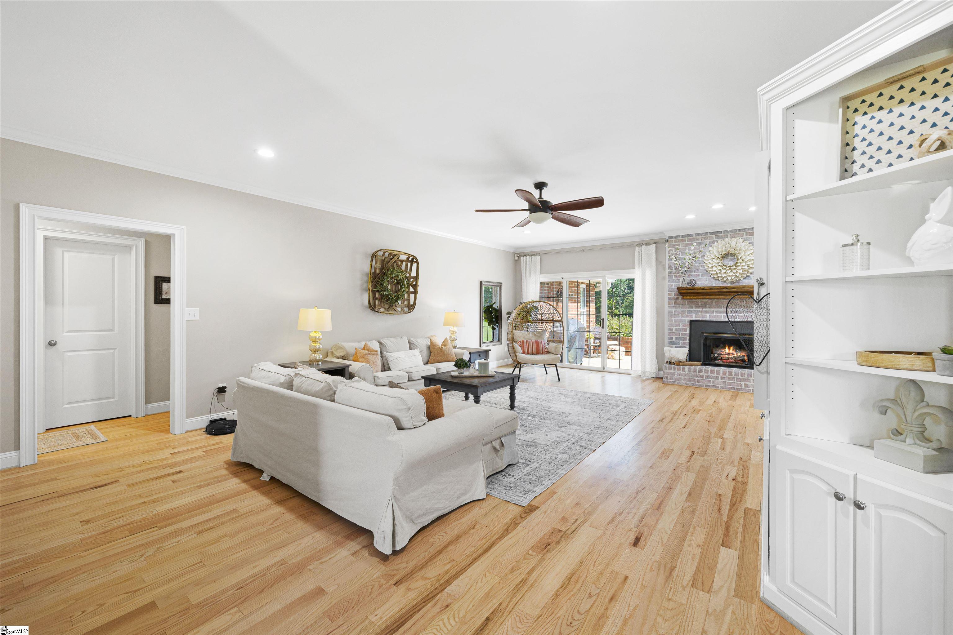 350 Royal Burgess Drive