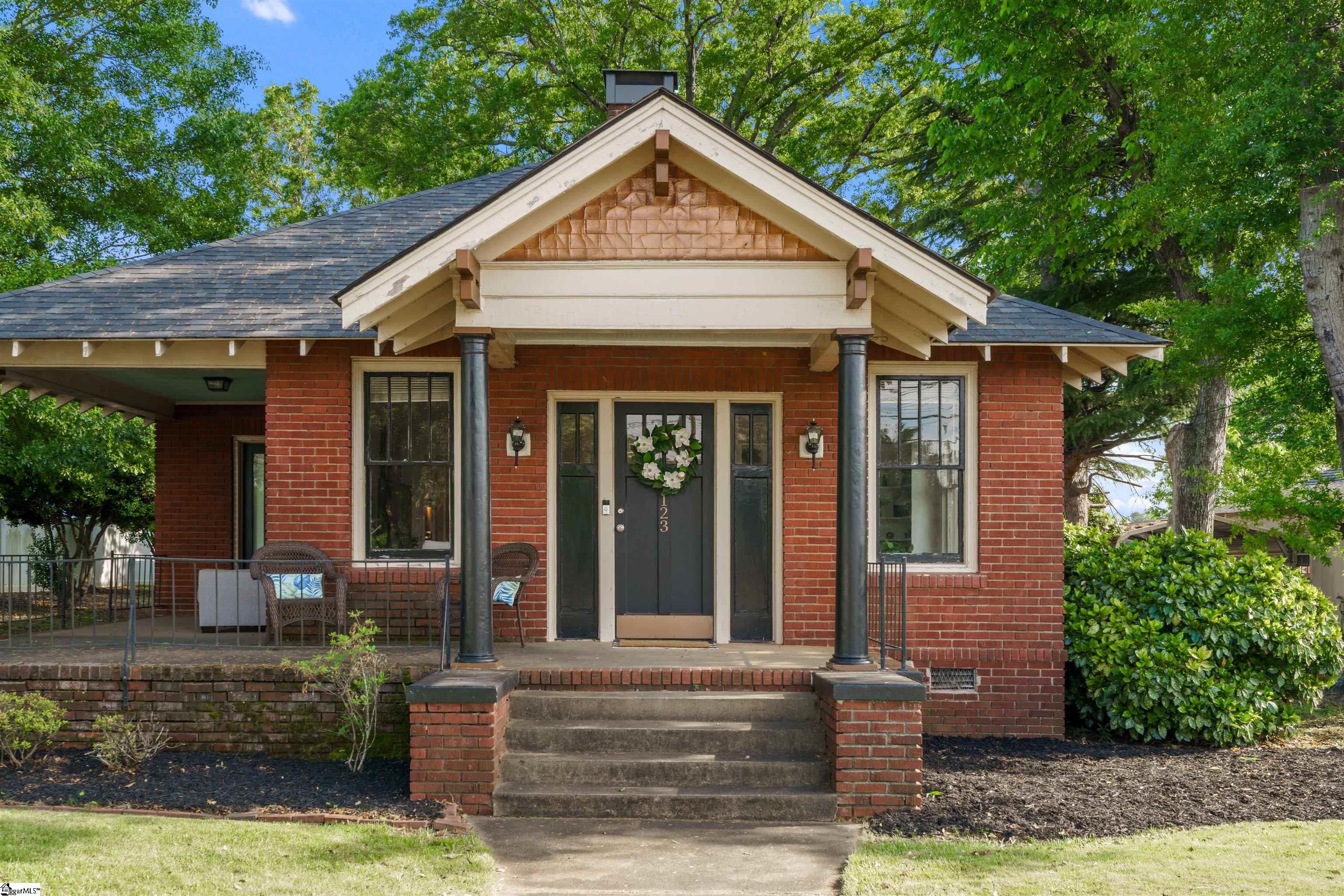 123 W Main Street