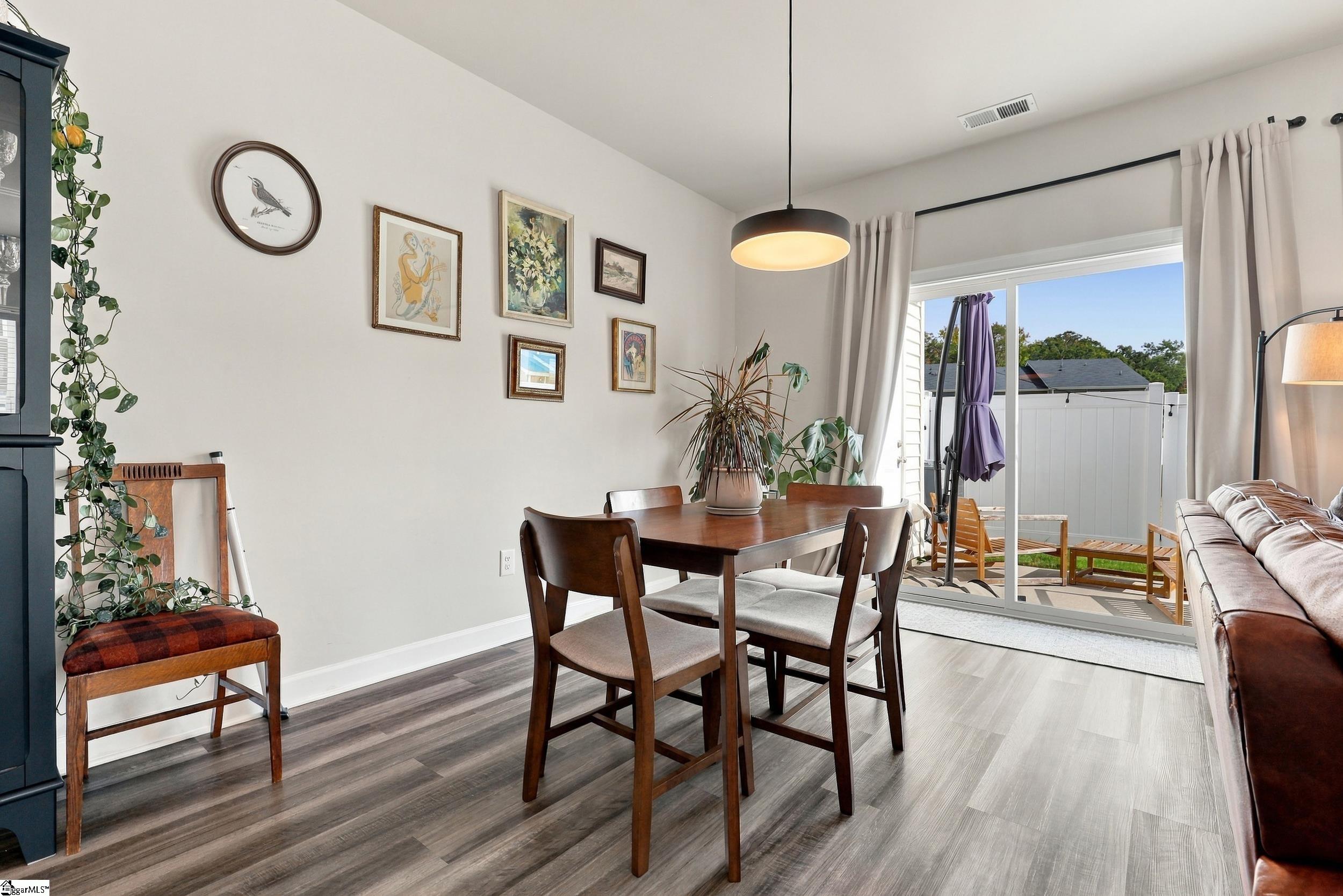 Real Estate Search 4 227 Telford Drive