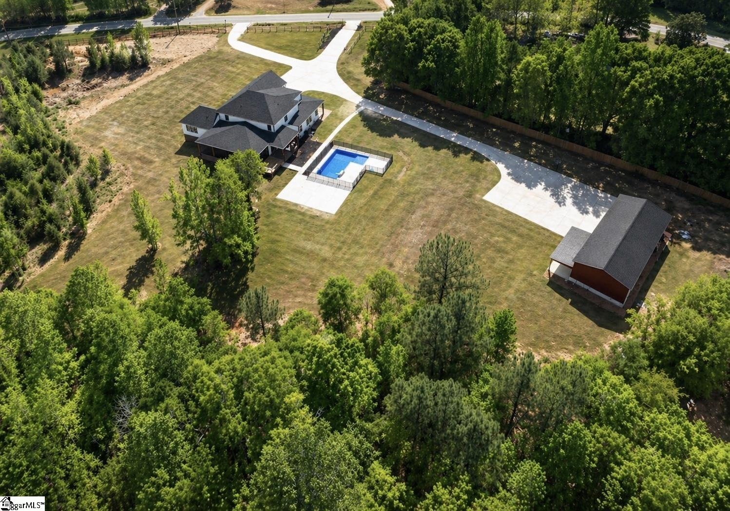 2196 Stewart Dairy Road