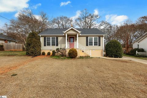 Photo of 115 Taylors Road, Taylors, SC 29687 (MLS # 1587802)