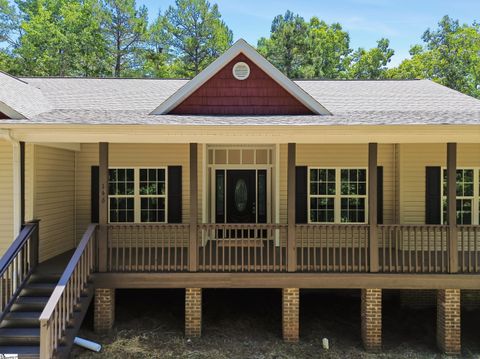 Photo of 146 Windmont Road, Pickens, SC 29671 (MLS # 1597296)