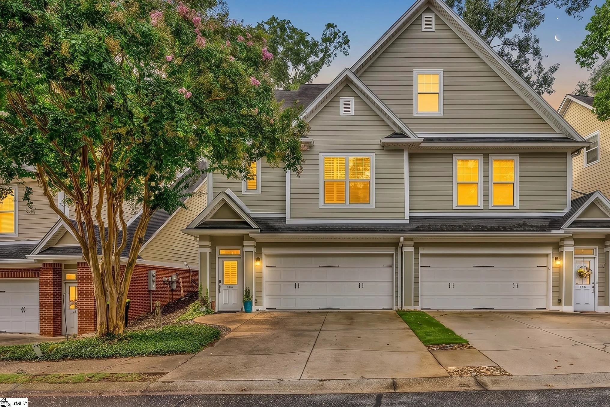 15 A Edge Court