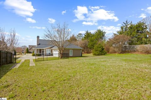 Tiny photo for 1 Laurel Grove Drive, Simpsonville, SC 29681 (MLS # 1584625)