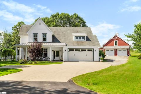 4588 N Highway 14 Greer SC 29651