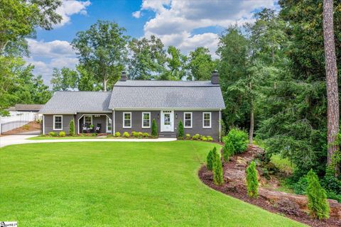 Photo of 106 Ramblewood Lane, Greenville, SC 29615 (MLS # 1583301)