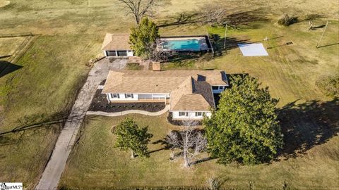 1610 Scuffletown Road Fountain Inn SC 29644