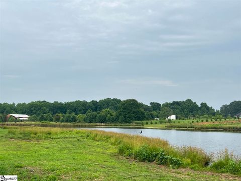 198 Blease Horton Road Boiling Springs SC 29316