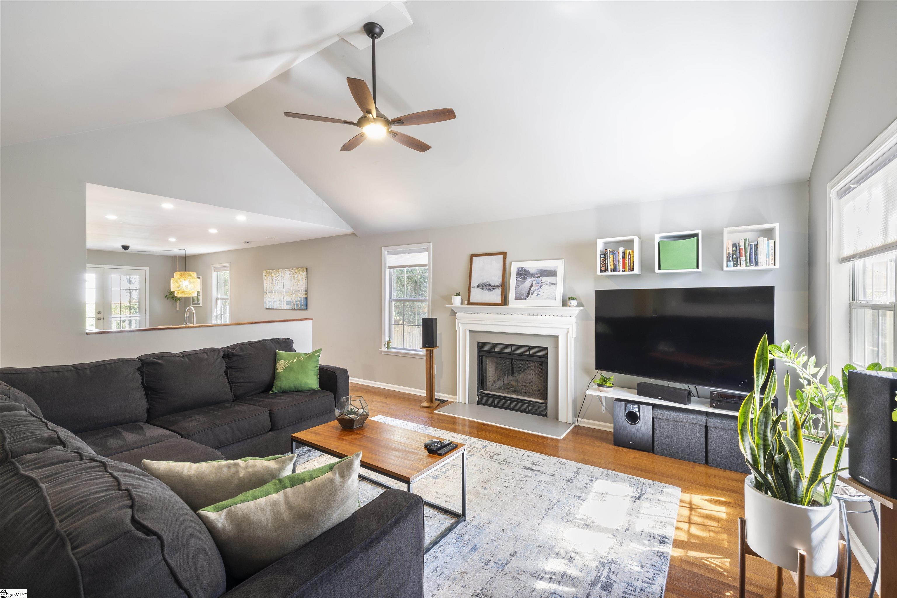 24 Townes Square Lane