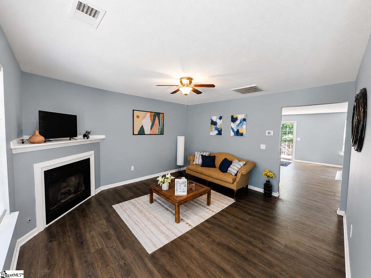 213 Kingscreek Drive