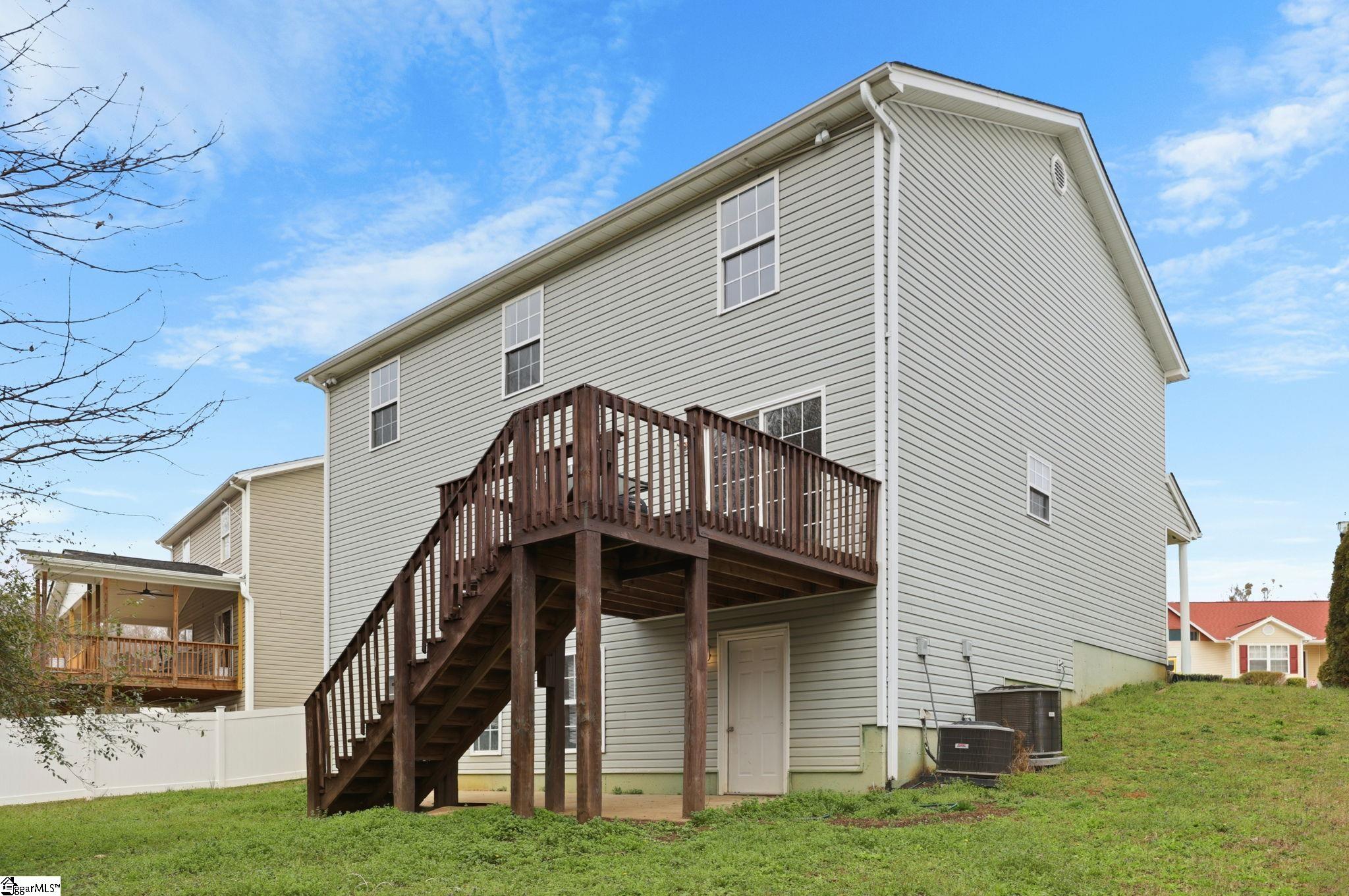 213 Kingscreek Drive