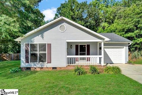 Photo of 310 Dunwoody Drive, Simpsonville, SC 29651 (MLS # 1602447)