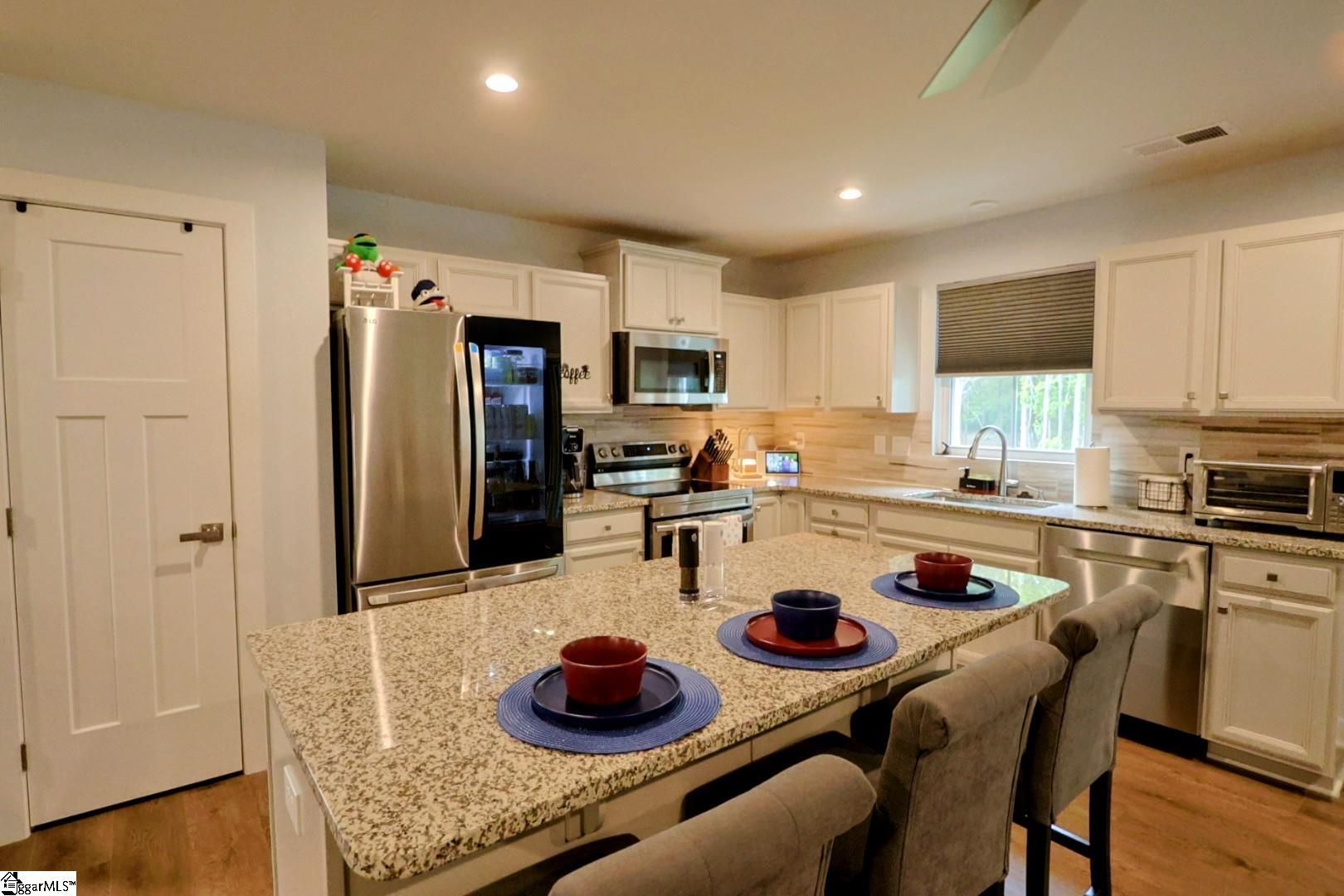 228 Stockland Trail
