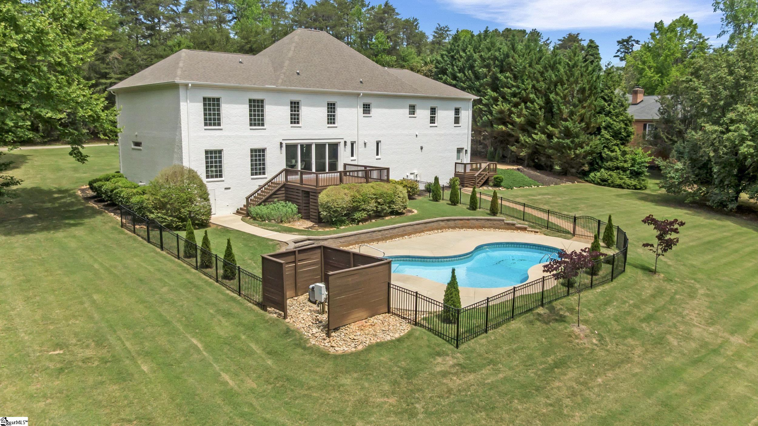 12 Woodvalley Court