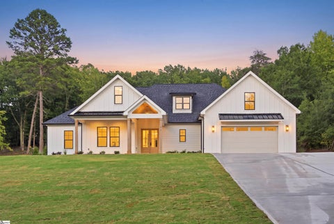 Photo of 22 Jesse Court, Taylors, SC 29687 (MLS # 1606843)