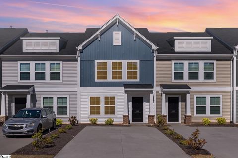 Photo of 643 Blossom Run, Spartanburg, SC 29307 (MLS # 1574302)