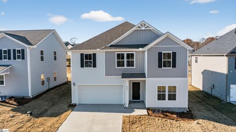 Photo of 221 White Fields Avenue, Fountain Inn, SC 29644 (MLS # 1590359)