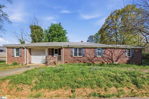 Photo of 101 Pleasant Drive, Mauldin, SC 29662 (MLS # 1587068)