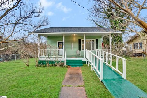 Photo of 2505 E Brown Street, Seneca, SC 29678 (MLS # 1583545)