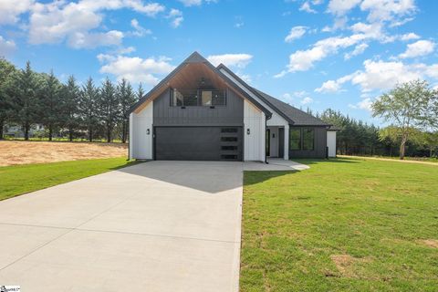 215 Moore Road Liberty SC 29657