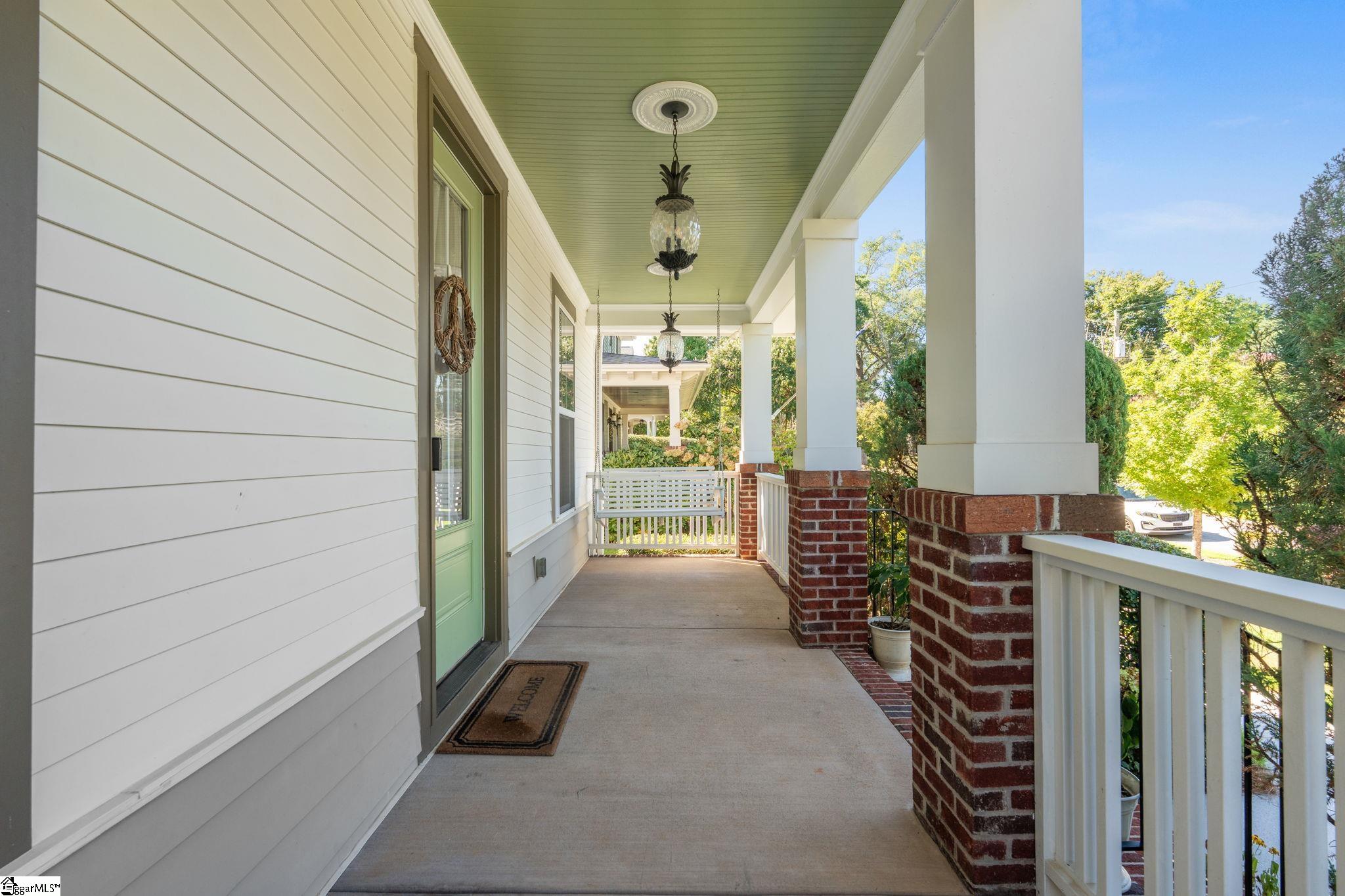 Real Estate Search 4 20 E Montclair Avenue