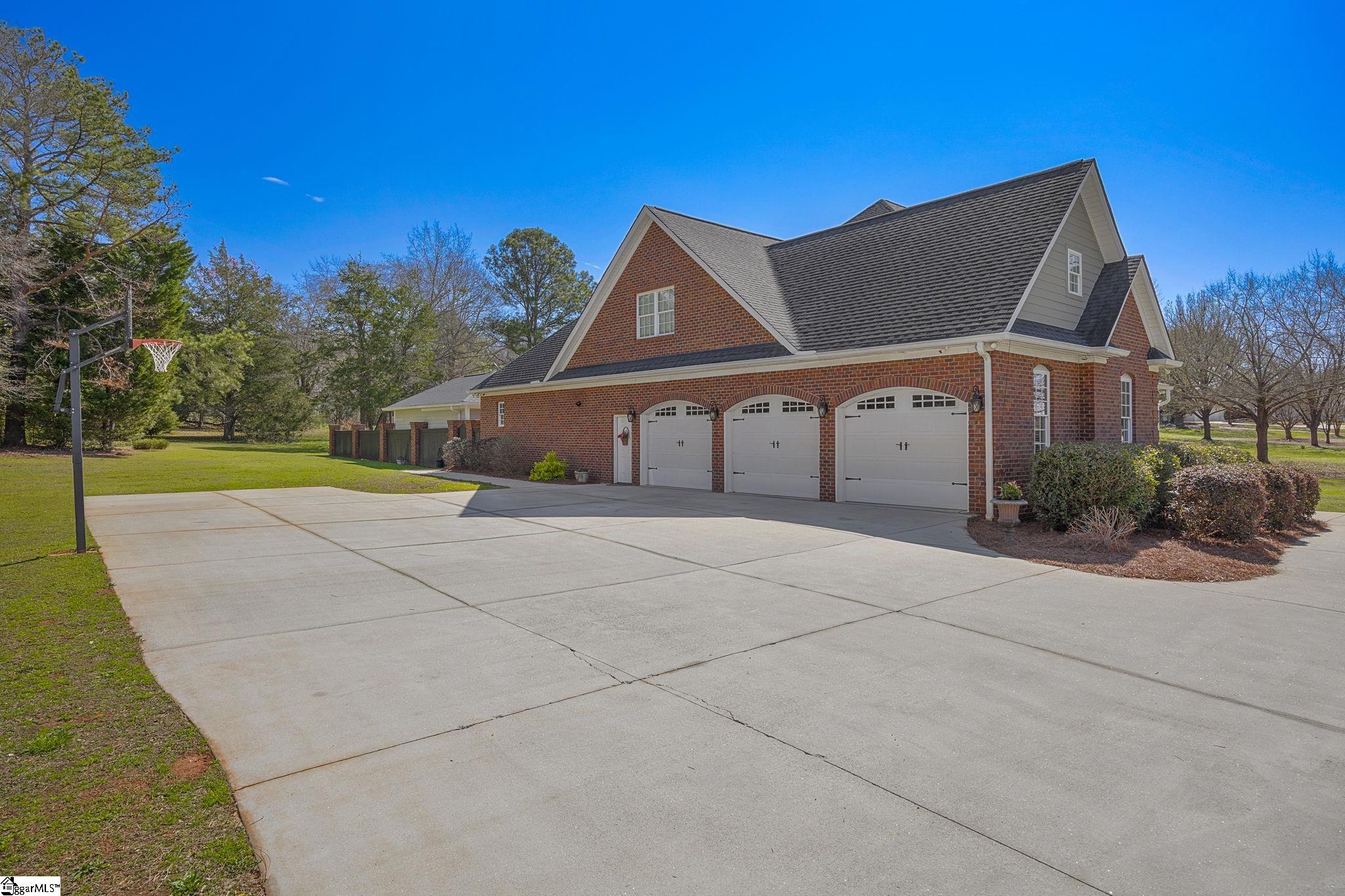 233 Bowen Drive
