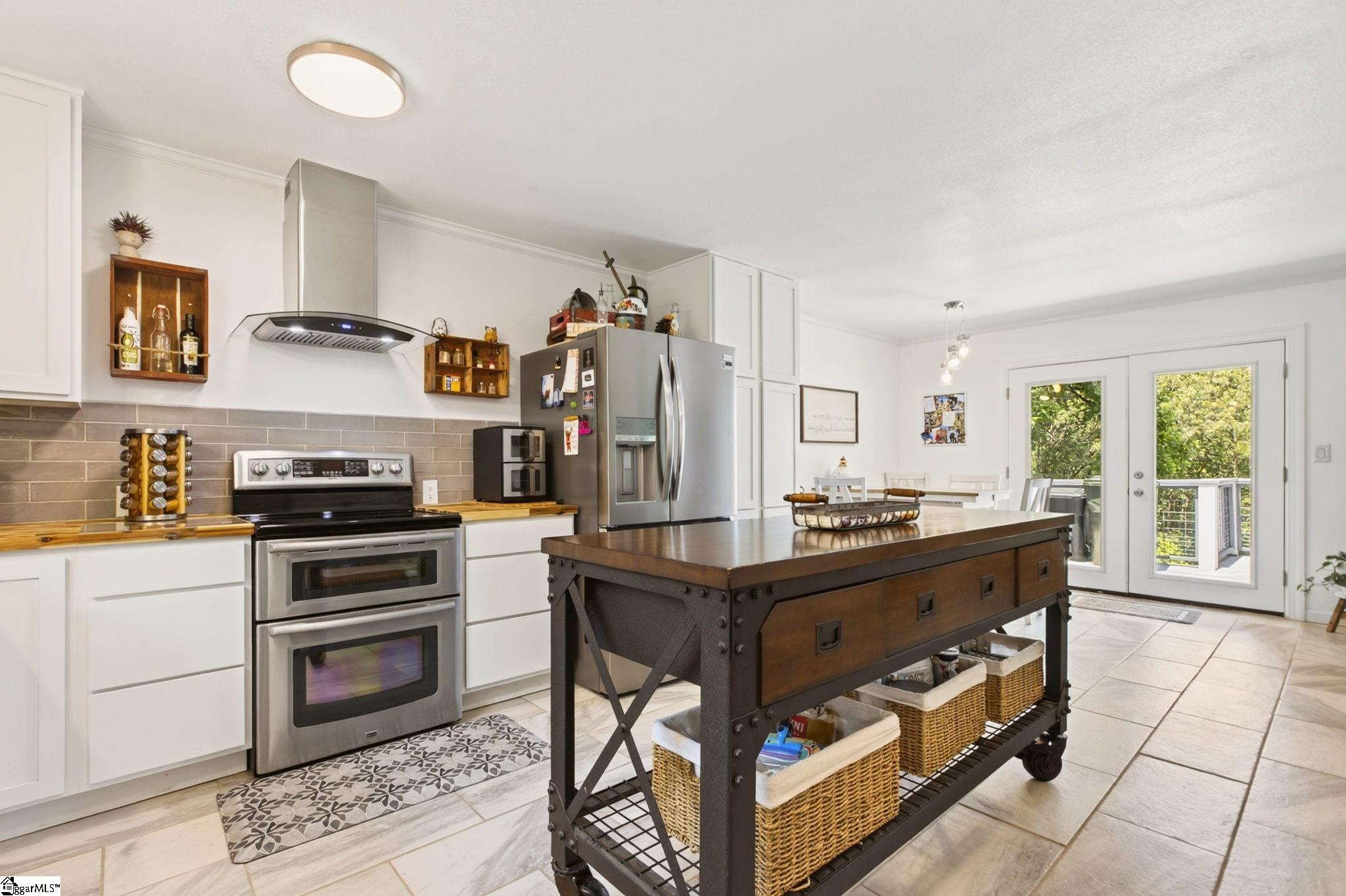 300 Chastain Hill Road