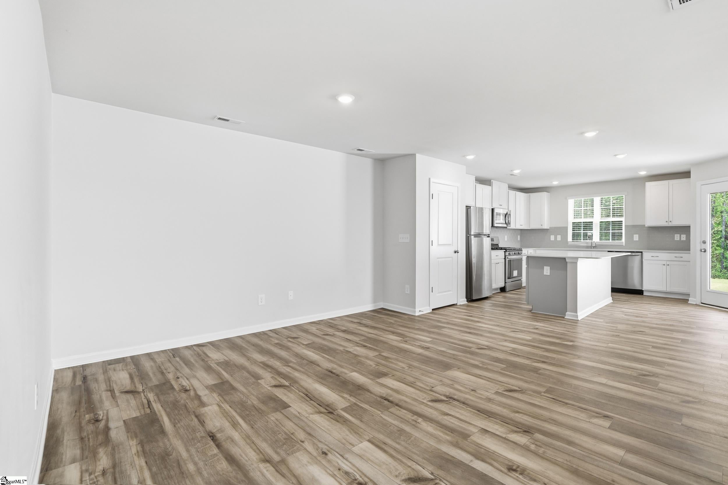 922 Powder Creek Drive