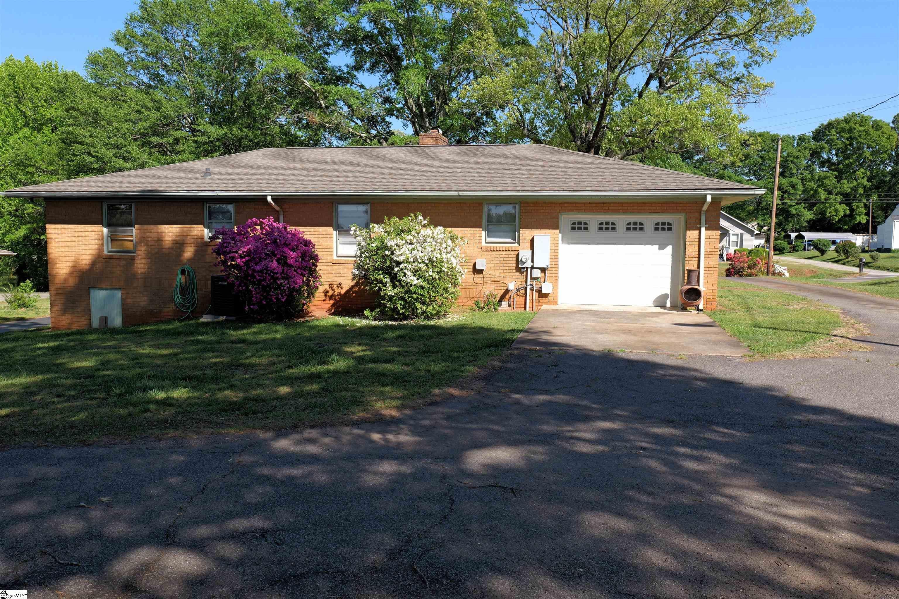 303 Inman Road