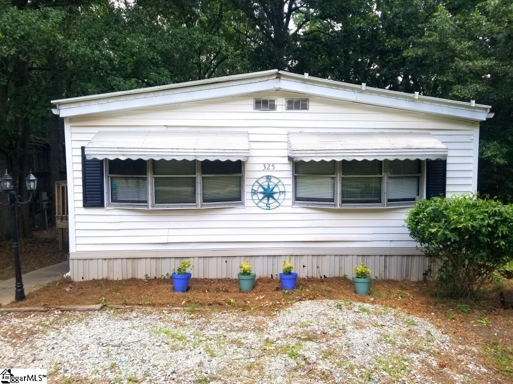 325 Lakewood Drive, Townville, SC, 29689