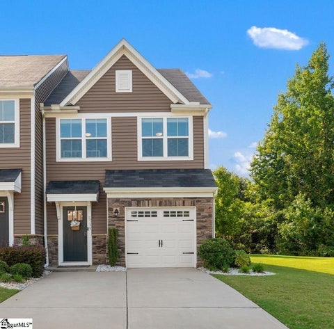 Photo of 135 Lilywood Court, Simpsonville, SC 29681 (MLS # 1603841)
