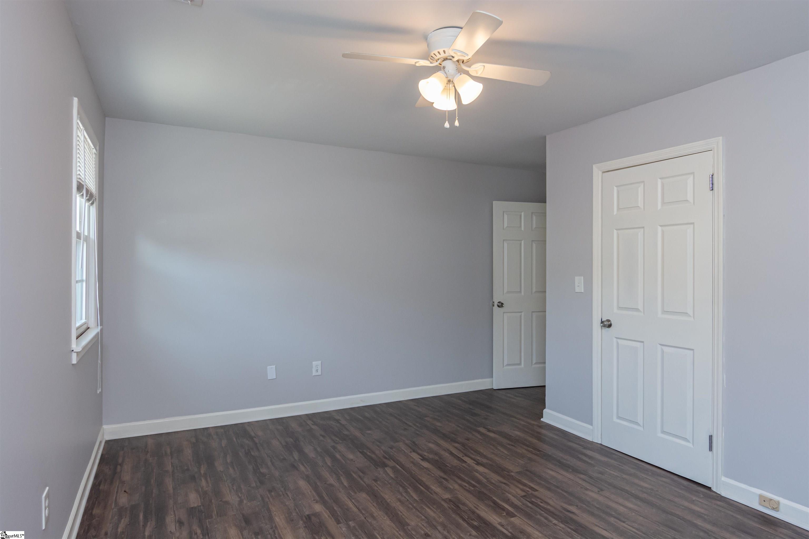 Greenville, South Carolina 29615, United States, 2 Bedrooms Bedrooms, ,1 BathroomBathrooms,Residential,Pending,198626