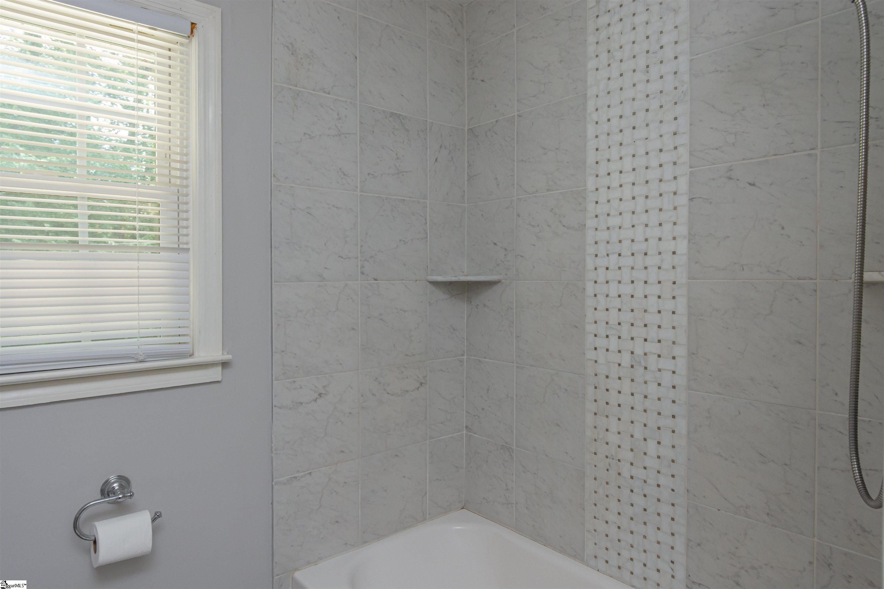 Greenville, South Carolina 29615, United States, 2 Bedrooms Bedrooms, ,1 BathroomBathrooms,Residential,Pending,198626