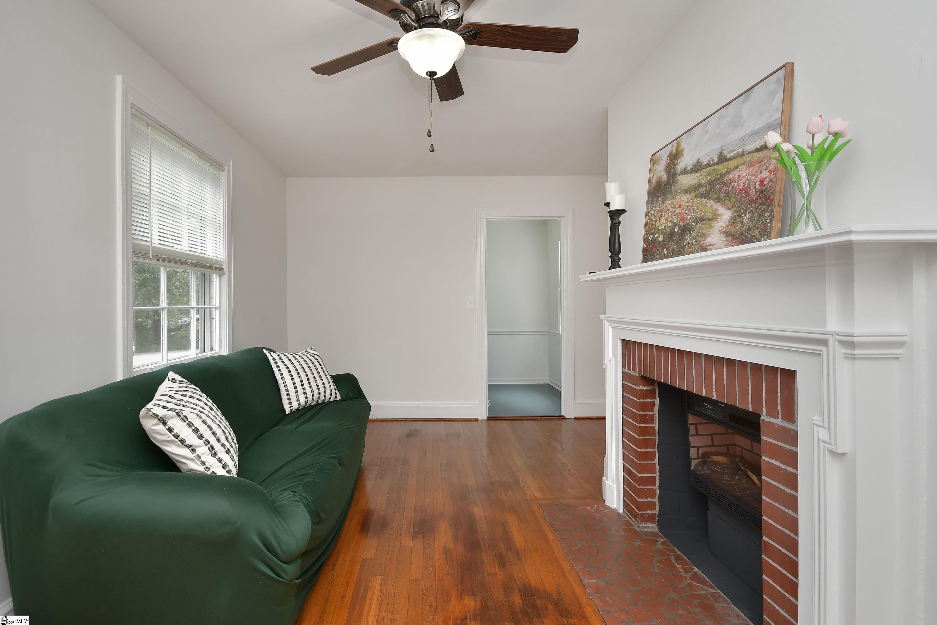 14 Tabor Street