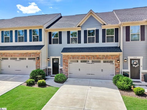 Photo of 517 Martin Creek Drive, Simpsonville, SC 29680 (MLS # 1603336)