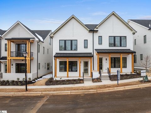 Photo of 66 Mcneil Court, Greenville, SC 29609 (MLS # 1581639)