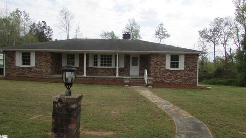 Photo of 317 Hazel Drive, Clinton, SC 29325 (MLS # 1586556)