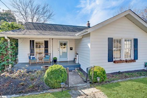 Photo of 108 Elsie Avenue, Greenville, SC 29605 (MLS # 1579074)