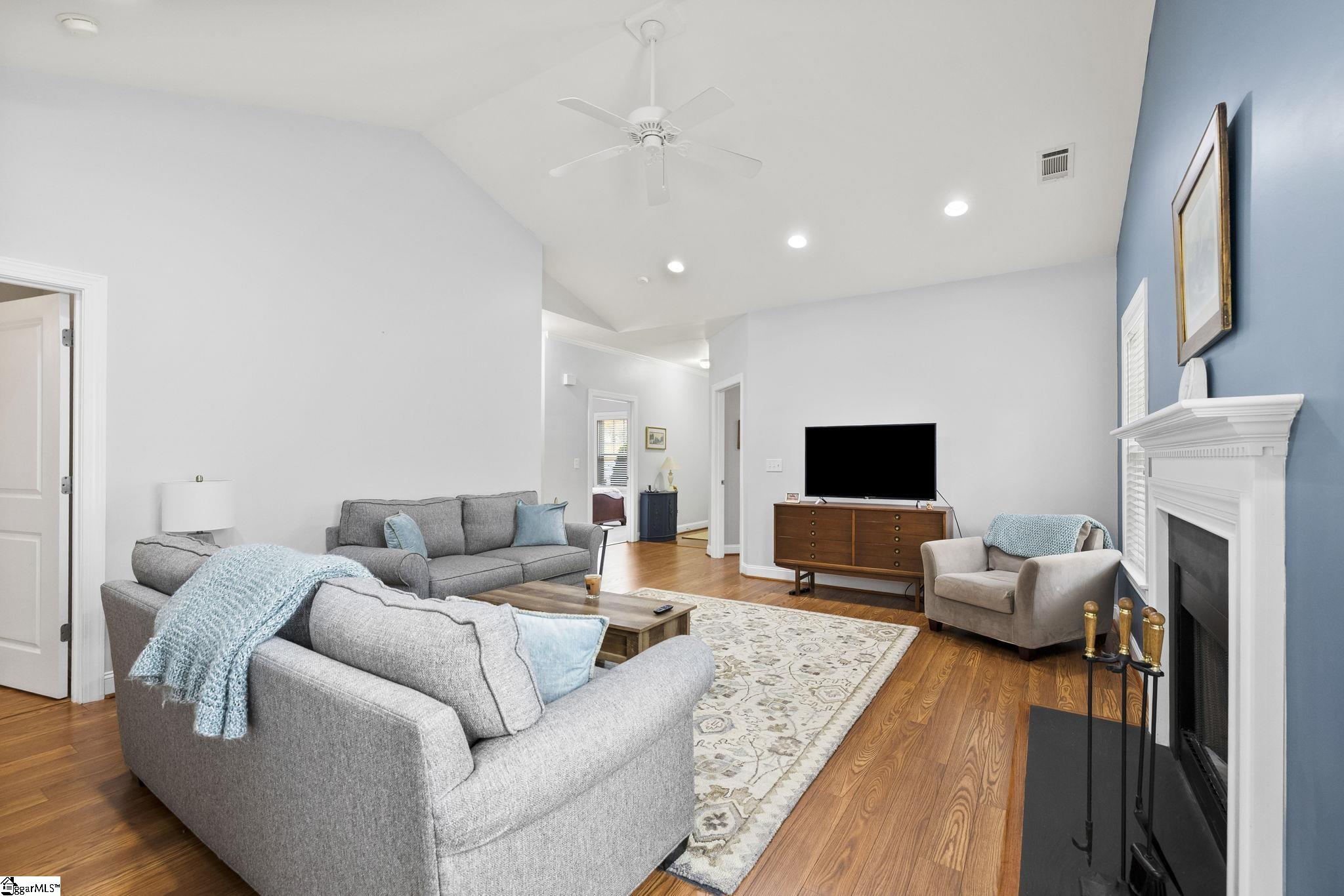 Taylors, South Carolina 29687, United States, 3 Bedrooms Bedrooms, ,2 BathroomsBathrooms,Residential,Active,247797