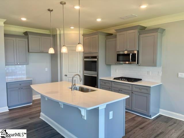6208 Graymount Trail