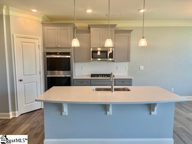 6208 Graymount Trail