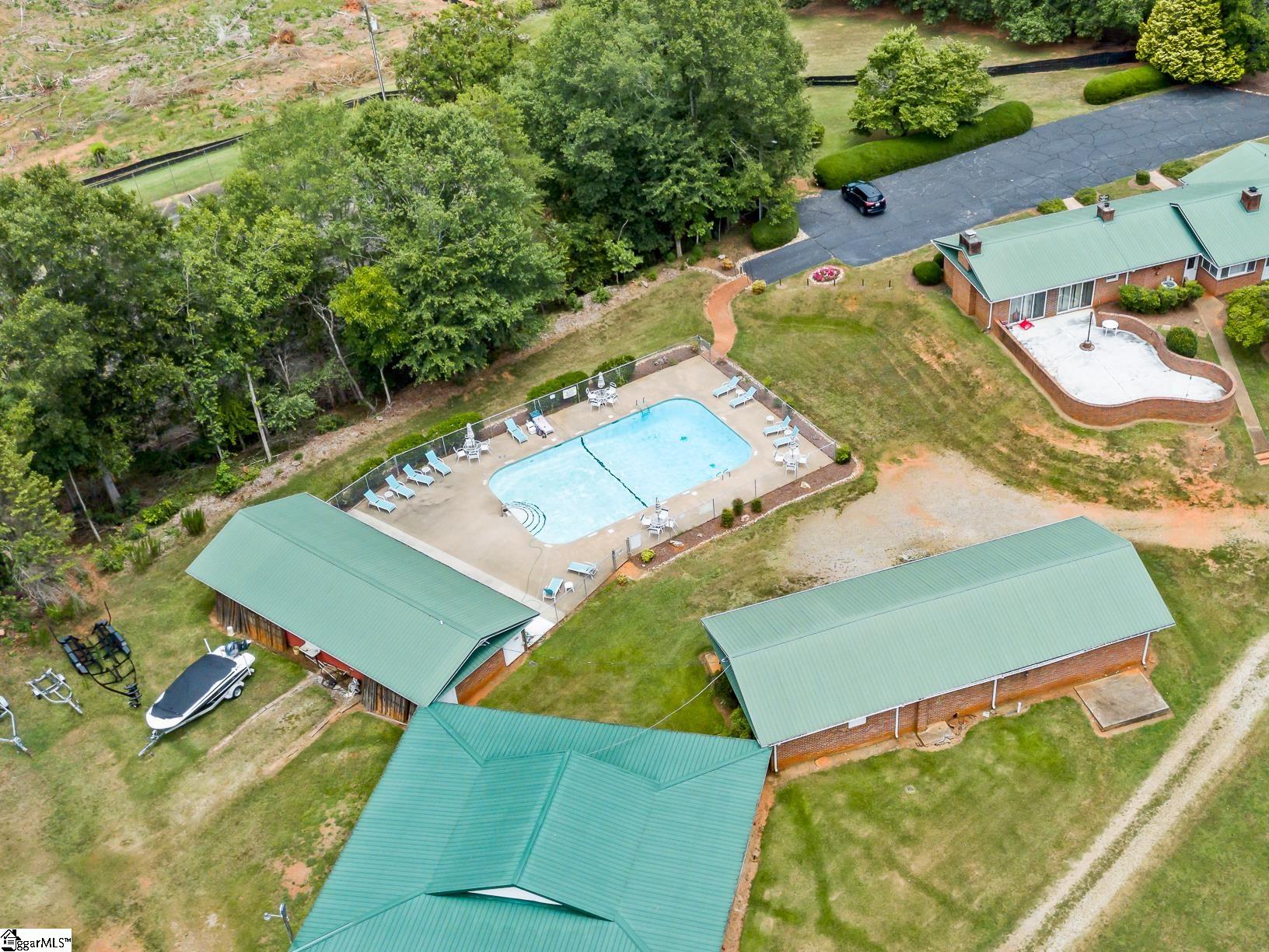 Anderson, South Carolina 29625, United States, 3 Bedrooms Bedrooms, ,4 BathroomsBathrooms,Residential,Active,225015