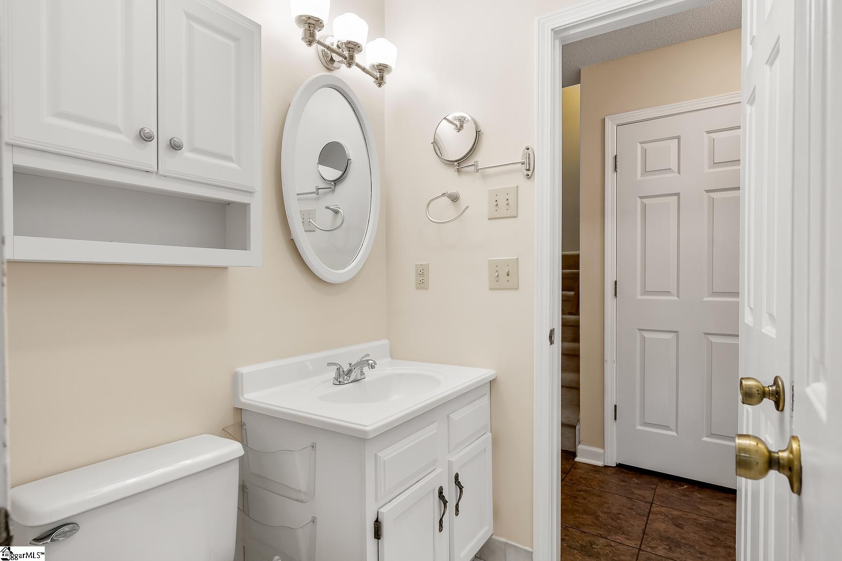 Anderson, South Carolina 29625, United States, 3 Bedrooms Bedrooms, ,4 BathroomsBathrooms,Residential,Active,225015