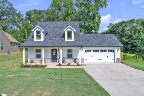Photo of 180 Hunter Drive, Belton, SC 29627 (MLS # 1597337)